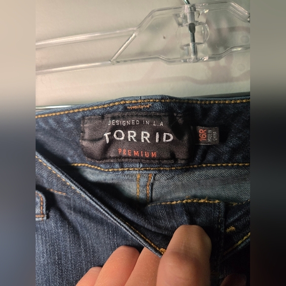 Torrid Premium High Rise Curvy Skinny Women's Denim Blue Jeans - Picture 3 of 8